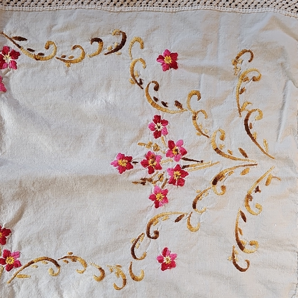 Vintage Hand Embroidered Table Runner